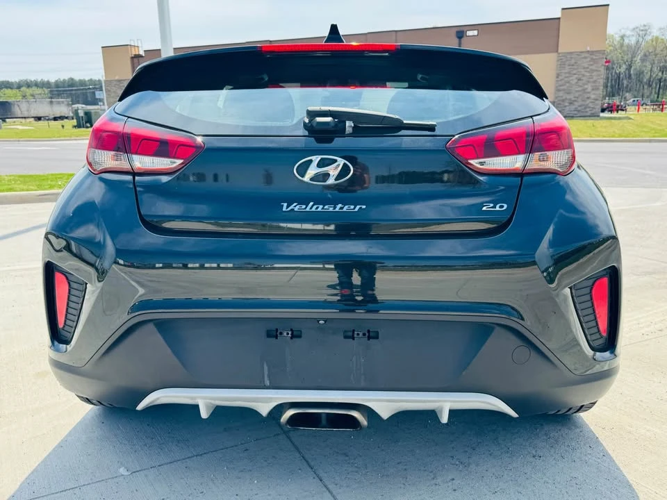 2020 Hyundai Veloster - Image 6 of 18