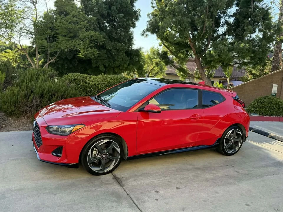 2020 Hyundai Veloster - Image 4 of 11