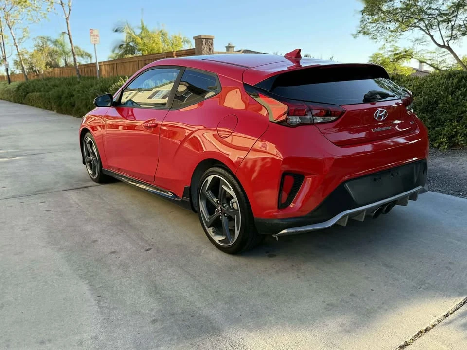 2020 Hyundai Veloster - Image 2 of 11