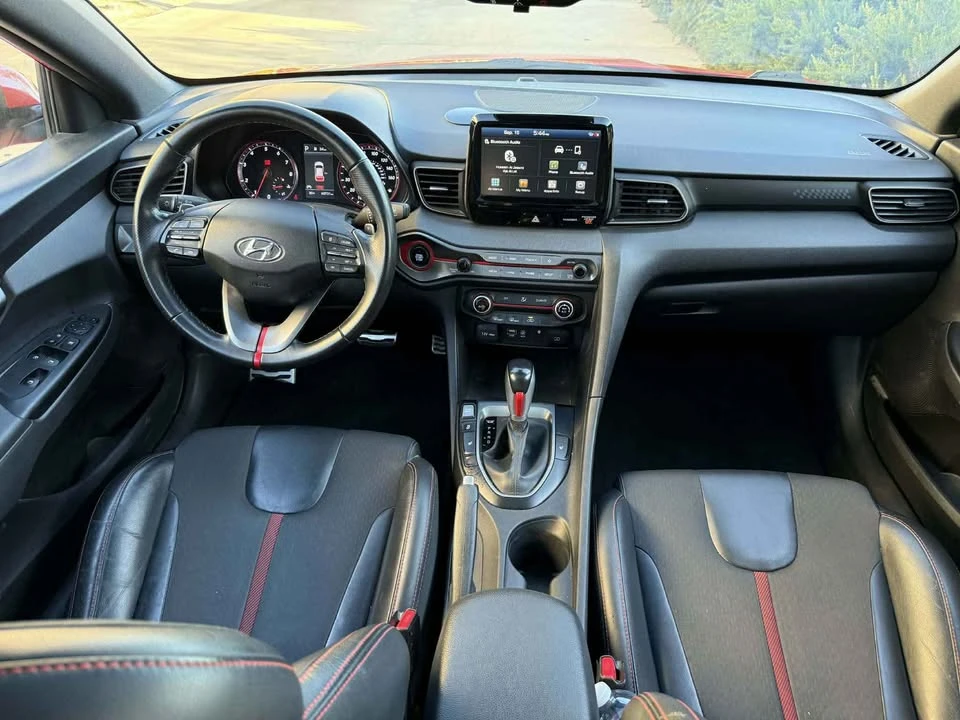 2020 Hyundai Veloster - Image 7 of 11