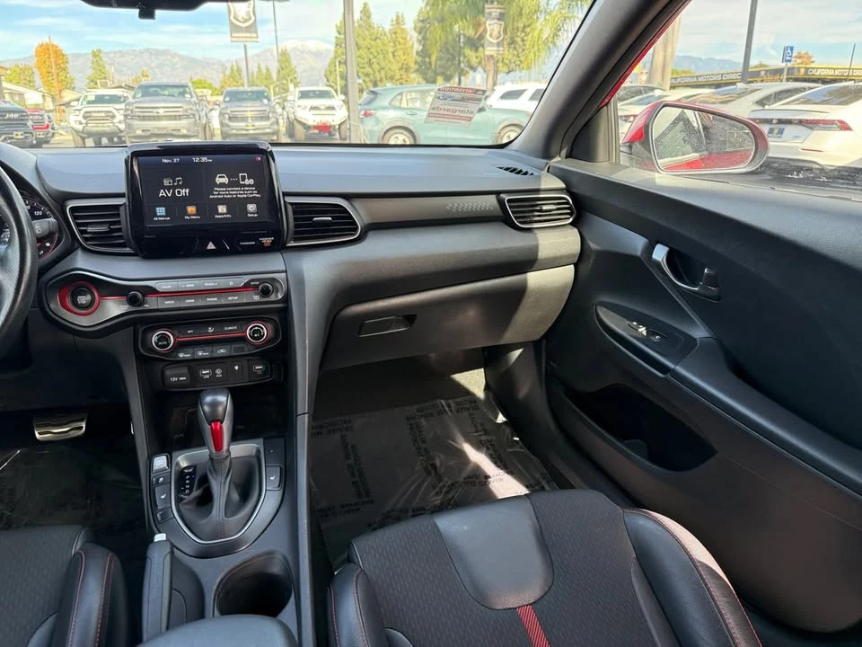 2020 Hyundai Veloster - Image 19 of 20