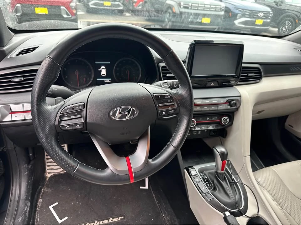 2020 Hyundai Veloster - Image 9 of 9