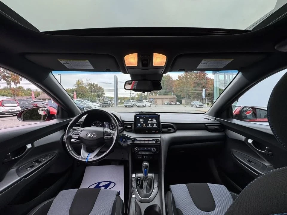 2020 Hyundai Veloster - Image 9 of 20