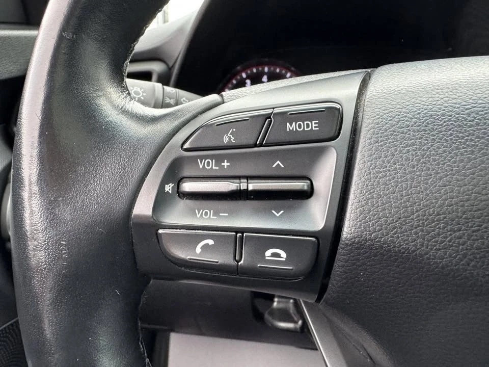 2020 Hyundai Veloster - Image 13 of 20