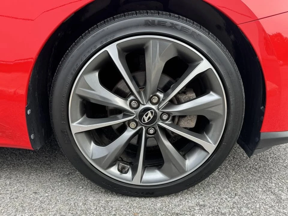 2020 Hyundai Veloster - Image 8 of 20