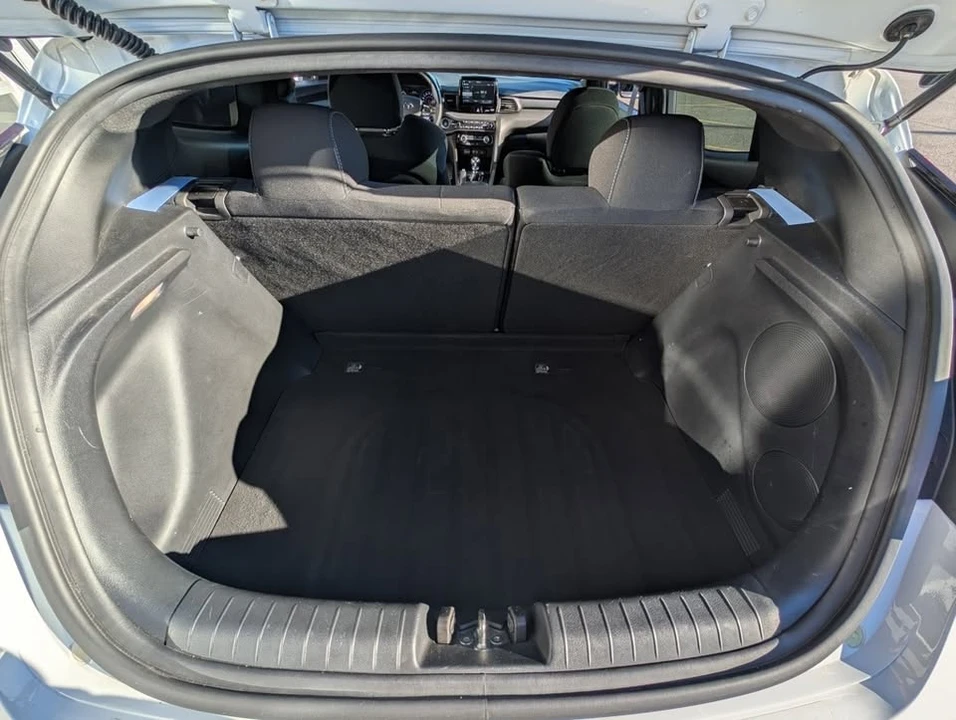 2020 Hyundai Veloster N - Image 12 of 20