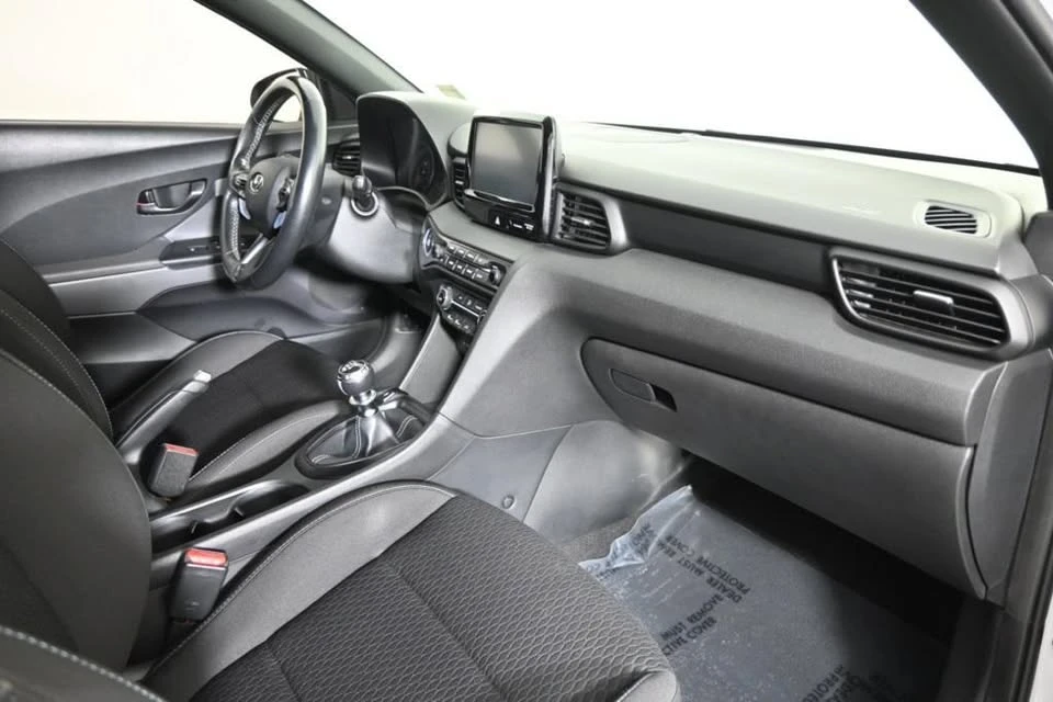 2020 Hyundai Veloster N - Image 13 of 19