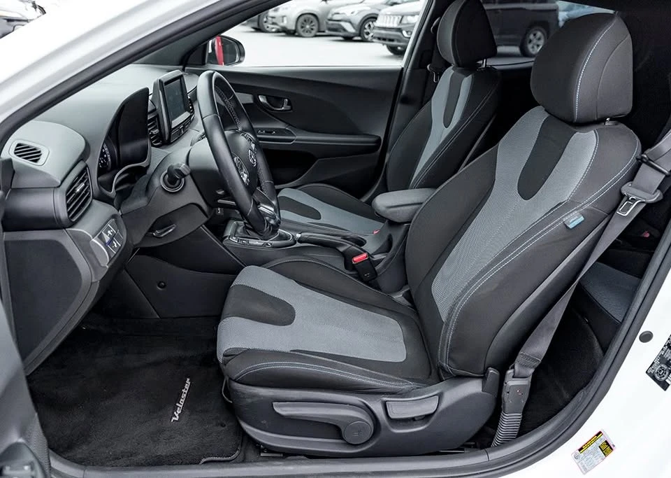 2020 Hyundai Veloster - Image 10 of 19