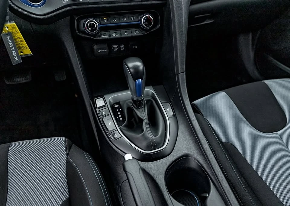 2020 Hyundai Veloster - Image 17 of 19