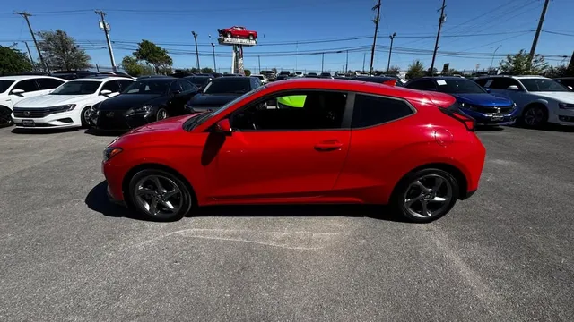 2020 Hyundai Veloster Preferred