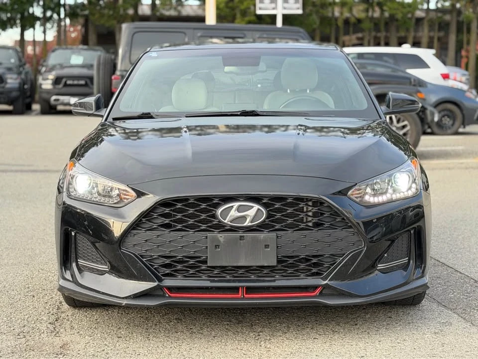 2020 Hyundai Veloster - Image 2 of 17