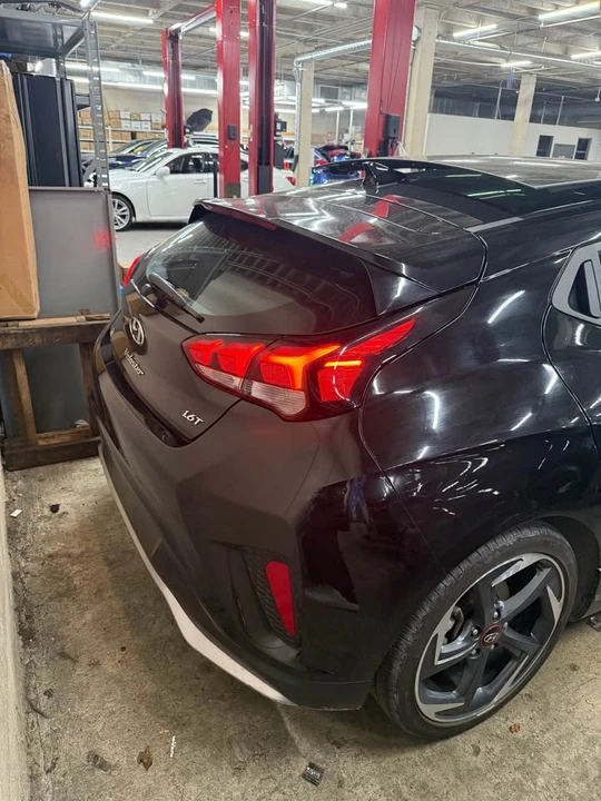 2020 Hyundai Veloster - Image 4 of 14