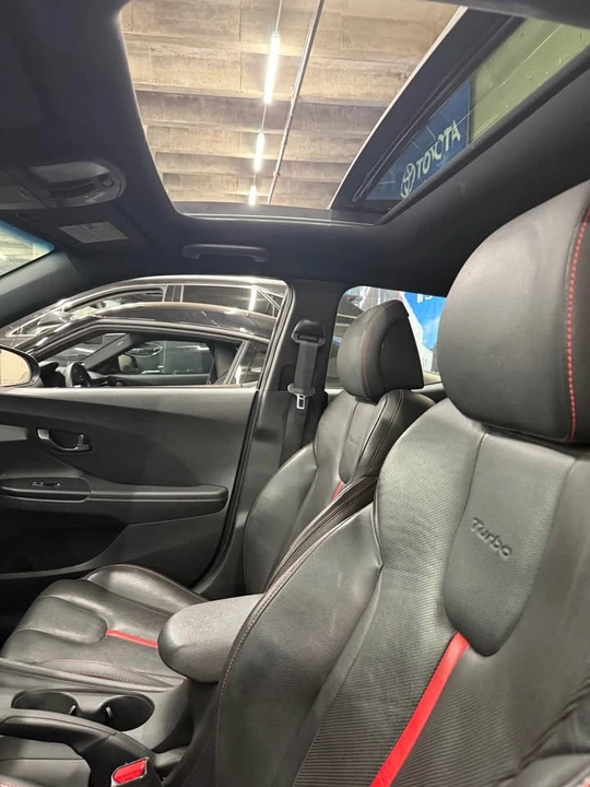 2020 Hyundai Veloster - Image 6 of 14
