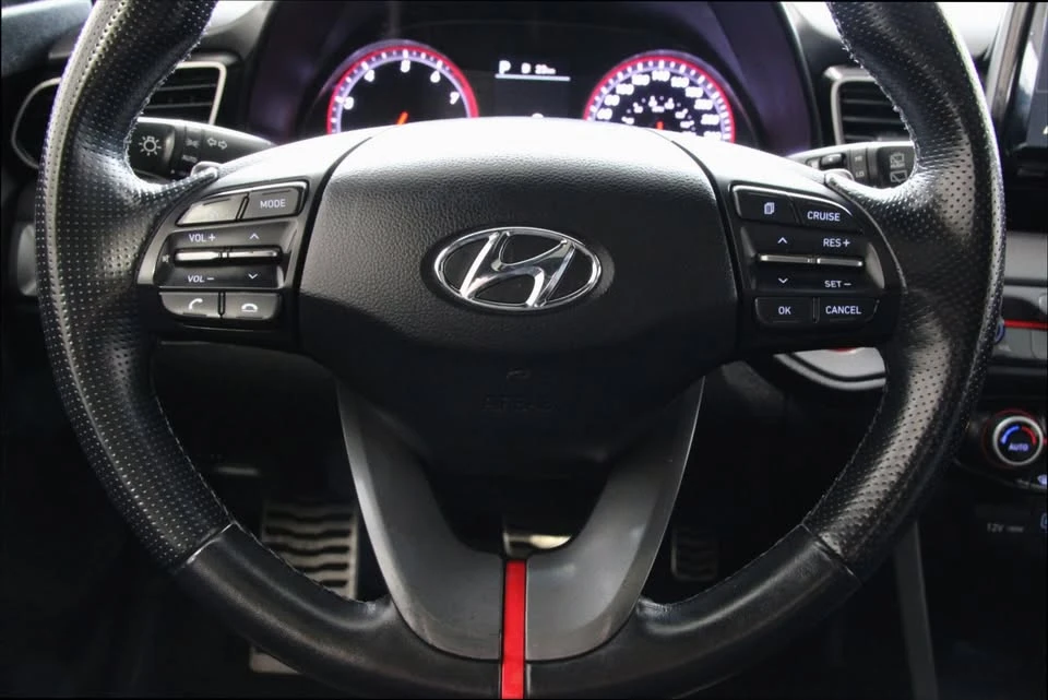 2020 Hyundai Veloster - Image 13 of 16