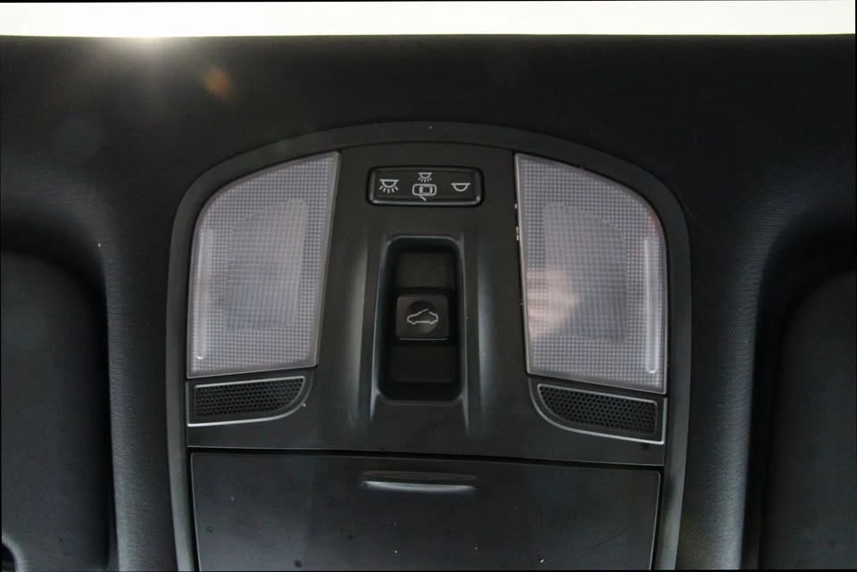 2020 Hyundai Veloster - Image 16 of 16