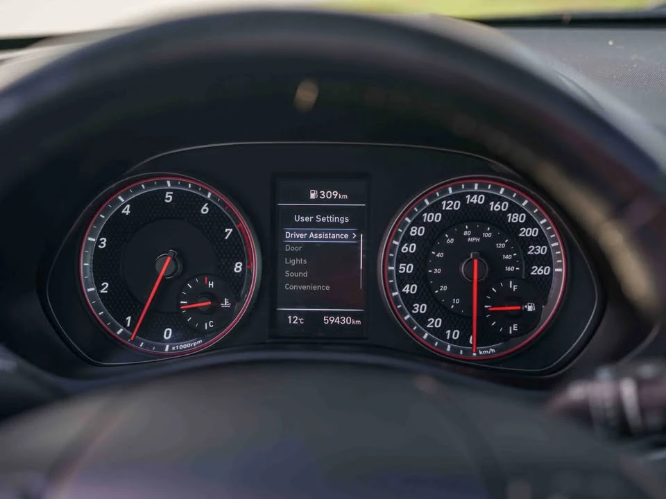 2020 Hyundai Veloster - Image 6 of 18