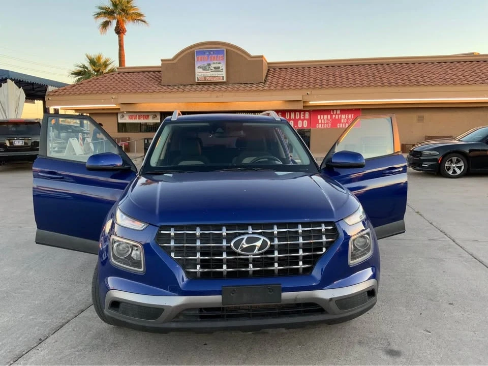 2020 Hyundai Venue - Image 2 of 10