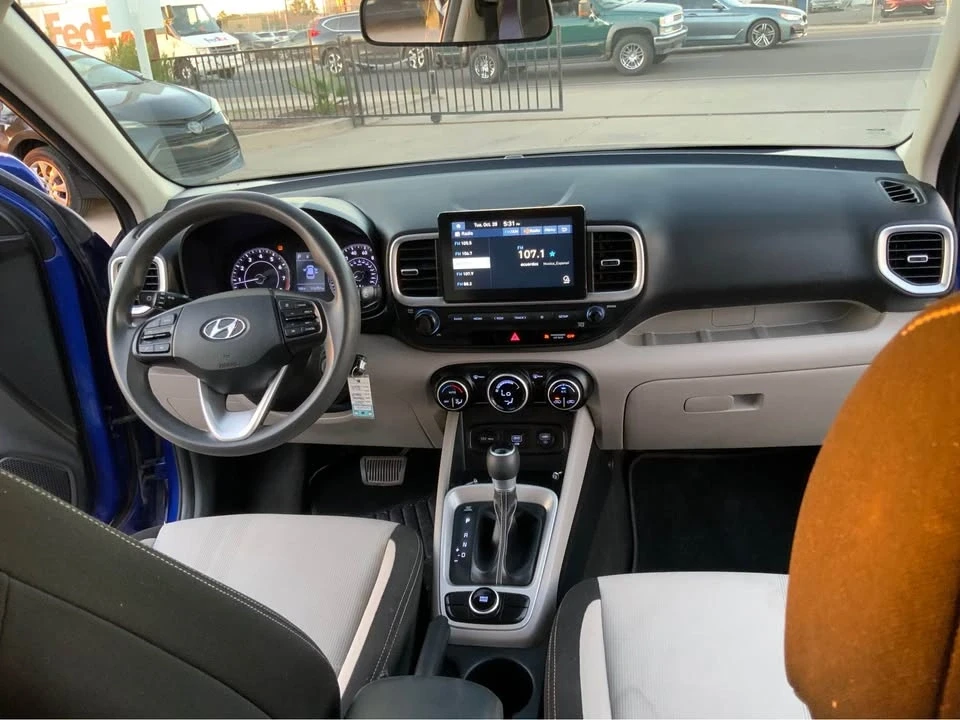 2020 Hyundai Venue - Image 5 of 10