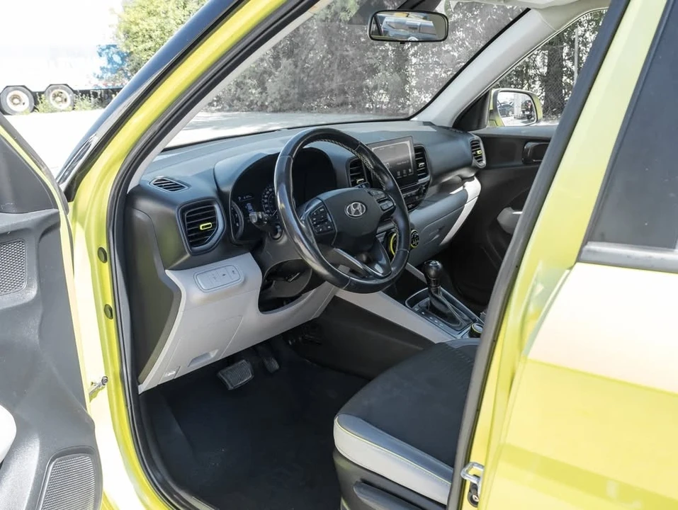 2020 Hyundai Venue - Image 8 of 20