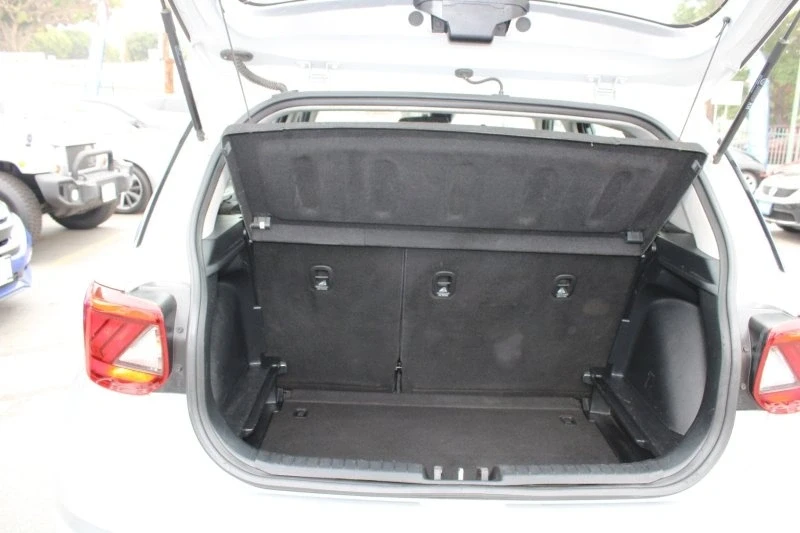 2020 Hyundai Venue - Image 9 of 19