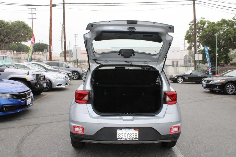 2020 Hyundai Venue - Image 8 of 19