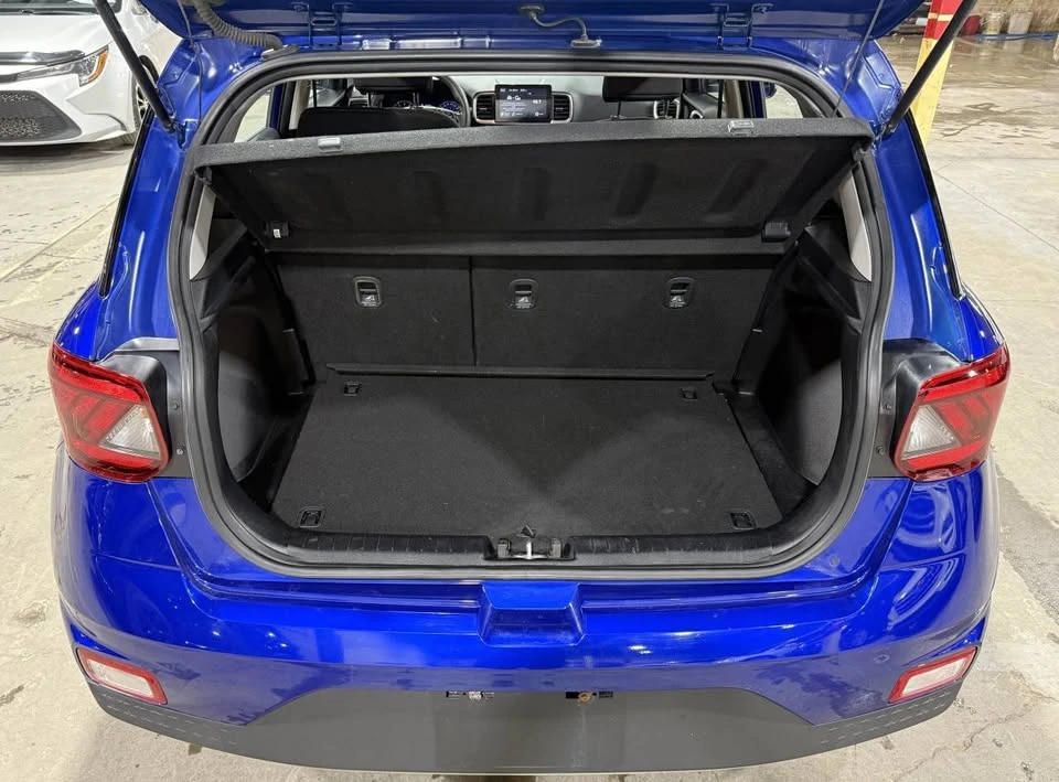 2020 Hyundai Venue - Image 7 of 19