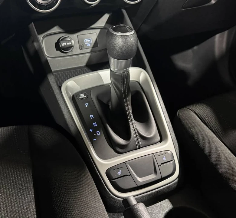 2020 Hyundai Venue - Image 17 of 19