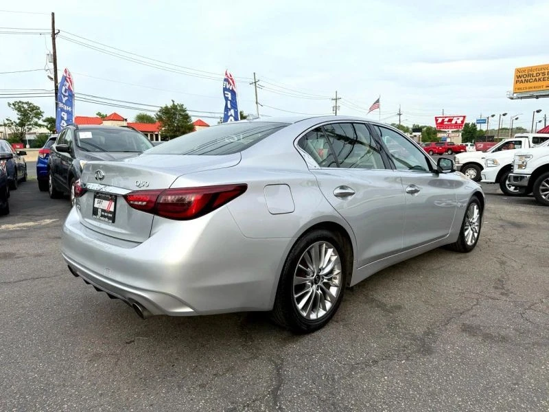2020 Infiniti Q50 - Image 8 of 12