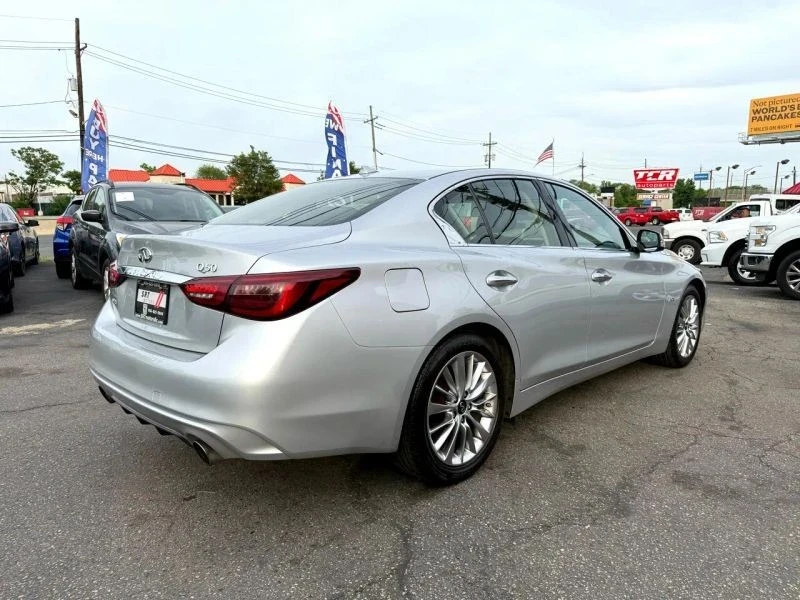 2020 Infiniti Q50 - Image 8 of 12