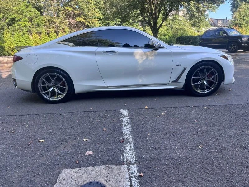 2020 Infiniti Q60 - Image 8 of 12