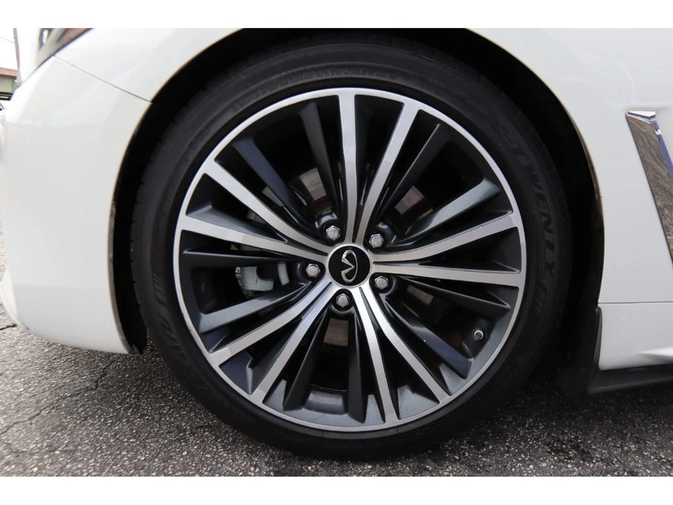 2020 Infiniti Q60 - Image 13 of 20