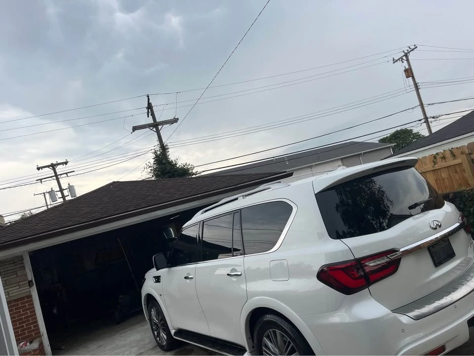2020 Infiniti QX80 - Image 3 of 5