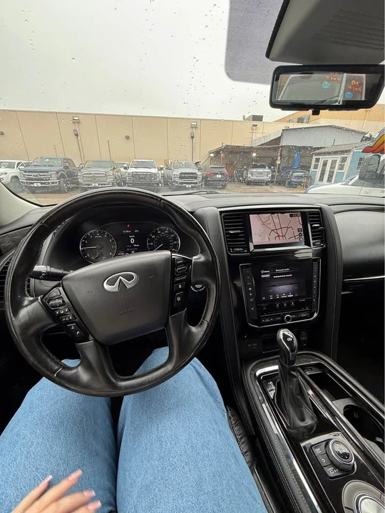 2020 Infiniti QX80 - Image 16 of 17
