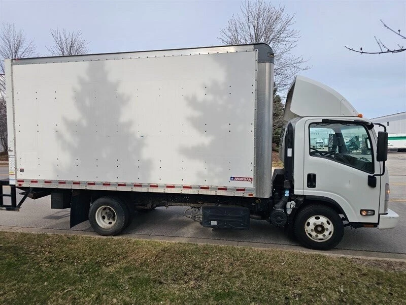 2020 Isuzu Elf - Image 5 of 17