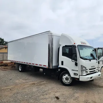 2020 Isuzu NRR Box Truck