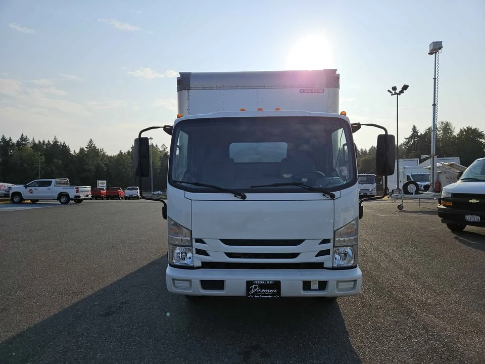 2020 Isuzu - Image 9 of 12