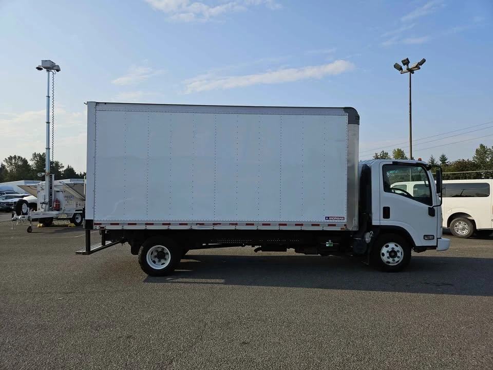 2020 Isuzu - Image 7 of 12