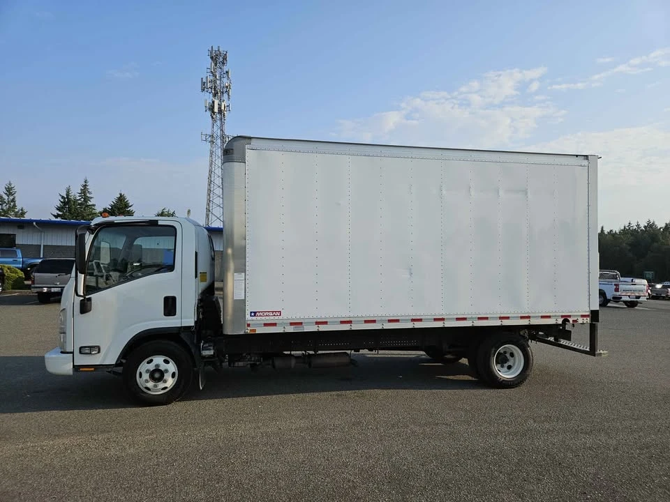 2020 Isuzu - Image 2 of 12