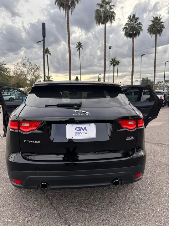 2020 Jaguar F-Pace - Image 3 of 8