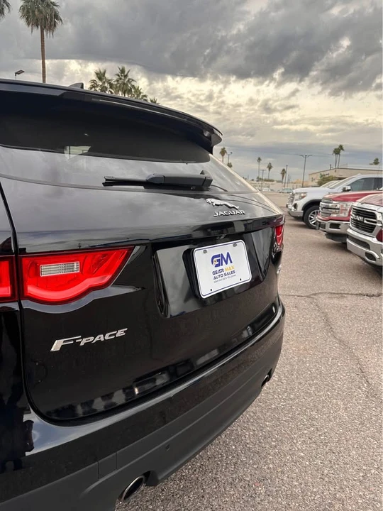 2020 Jaguar F-Pace - Image 6 of 8