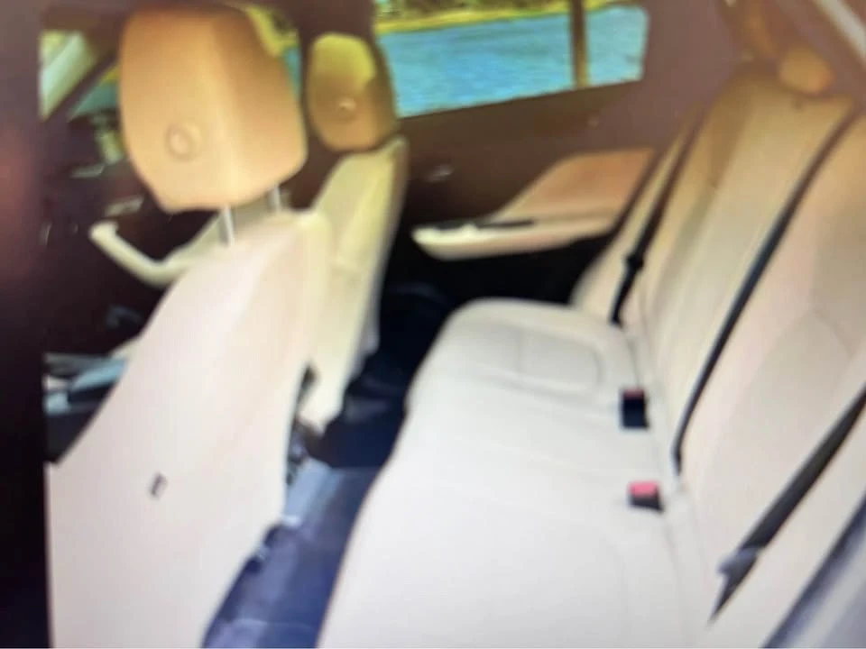 2020 Jaguar F-Pace - Image 5 of 6
