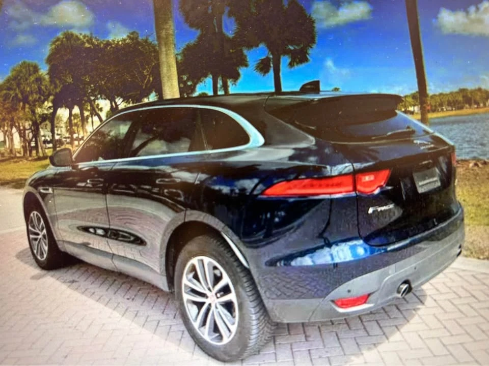 2020 Jaguar F-Pace - Image 3 of 8