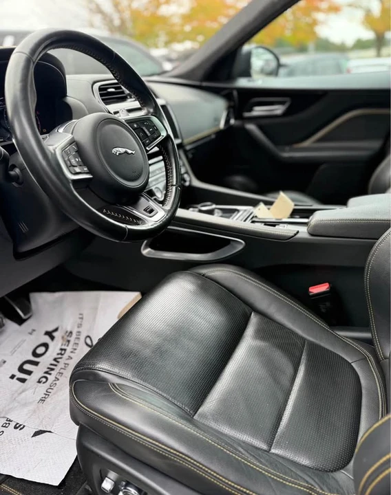 2020 Jaguar F-Pace - Image 6 of 7