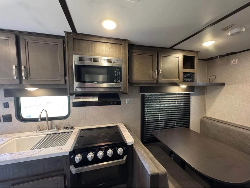 2020 Jayco - Image 10 of 11