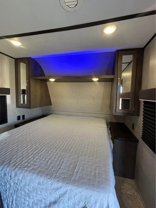 2020 Jayco - Image 7 of 11