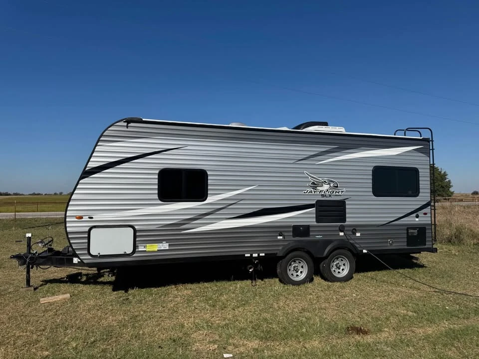 2020 Jayco - Image 3 of 11