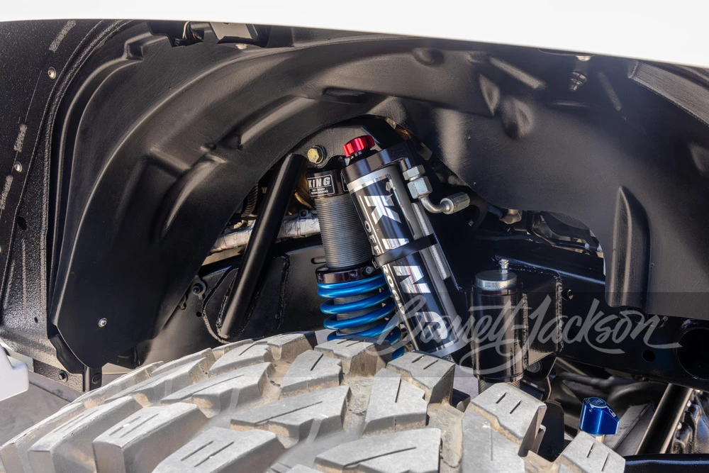 2020 Jeep JT Gladiator - Image 16 of 29