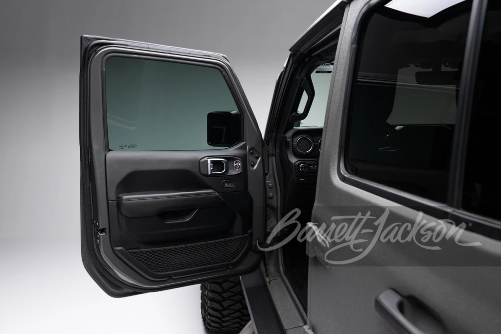 2020 Jeep JT Gladiator - Image 28 of 31
