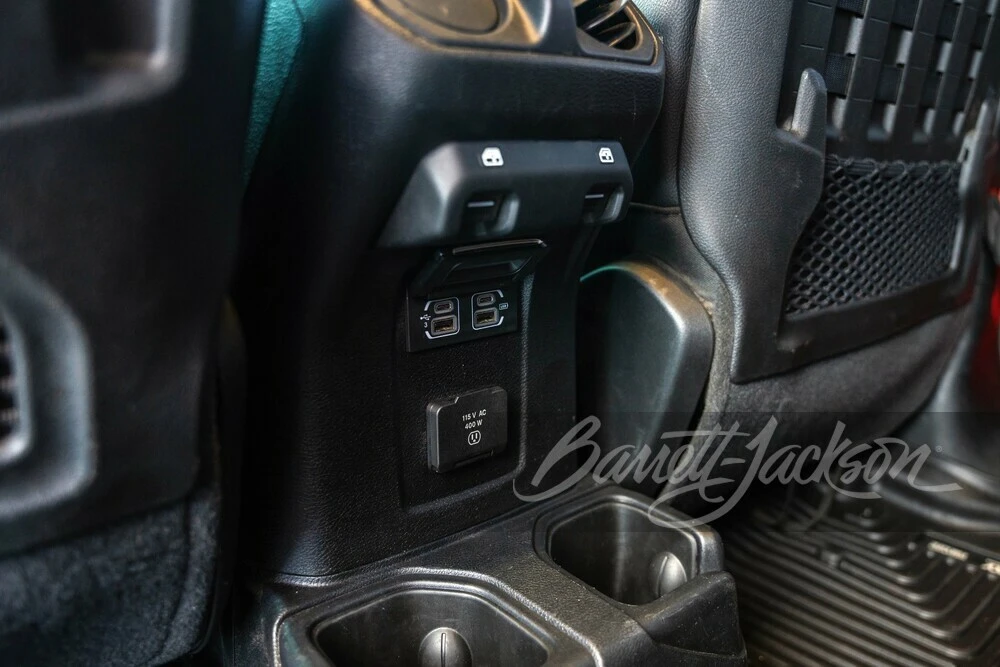 2020 Jeep JT Gladiator - Image 11 of 31
