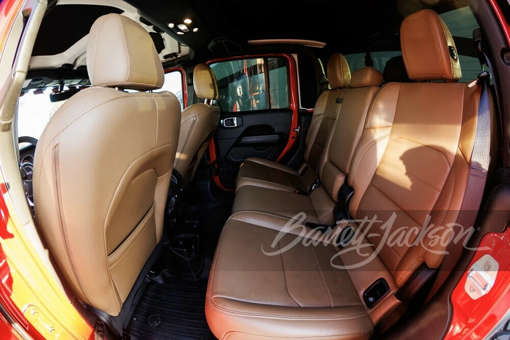 2020 Jeep JT Gladiator - Image 14 of 29
